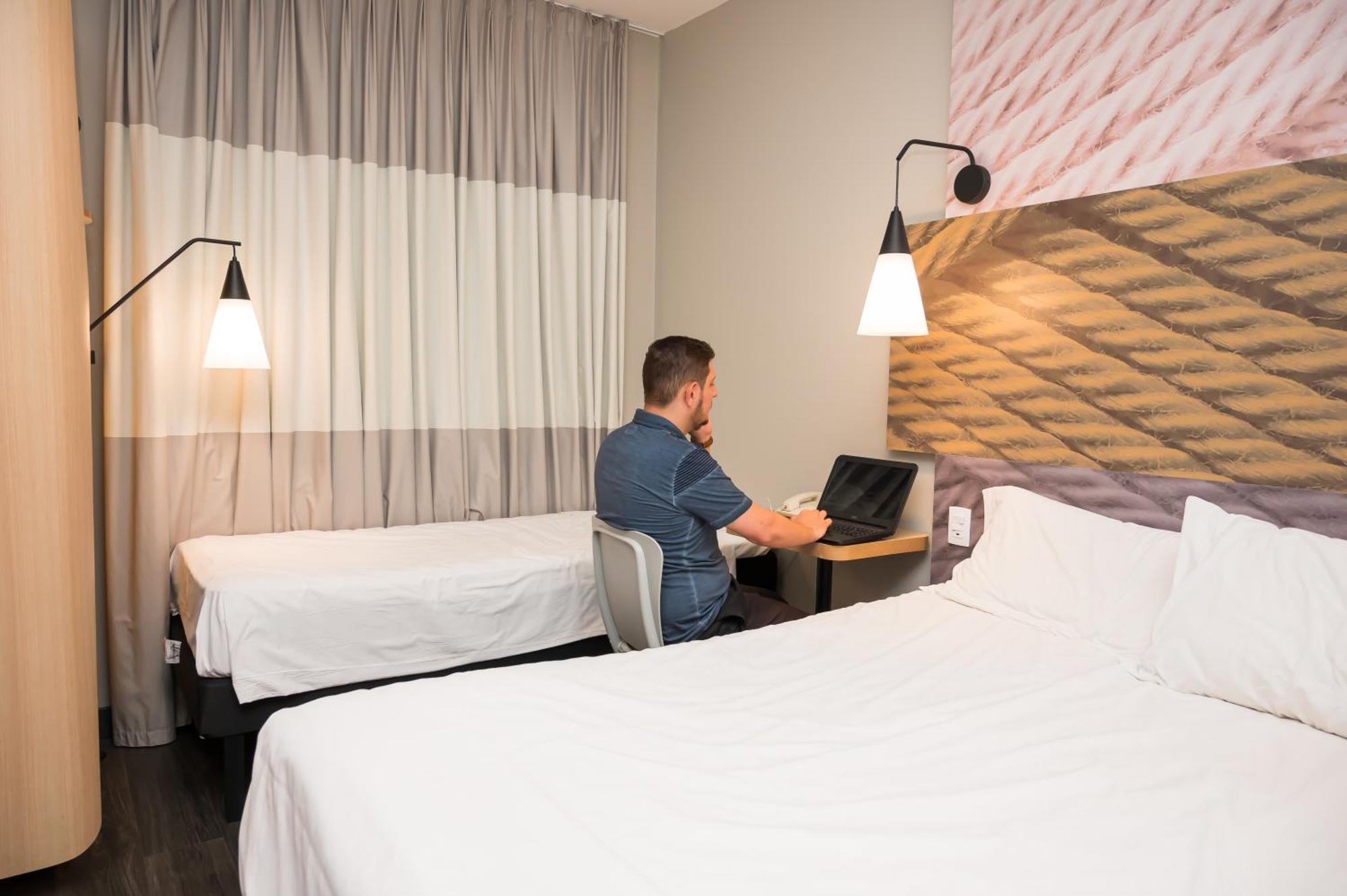 ホテル Ibis Ribeirao Preto Shopping エクステリア 写真
