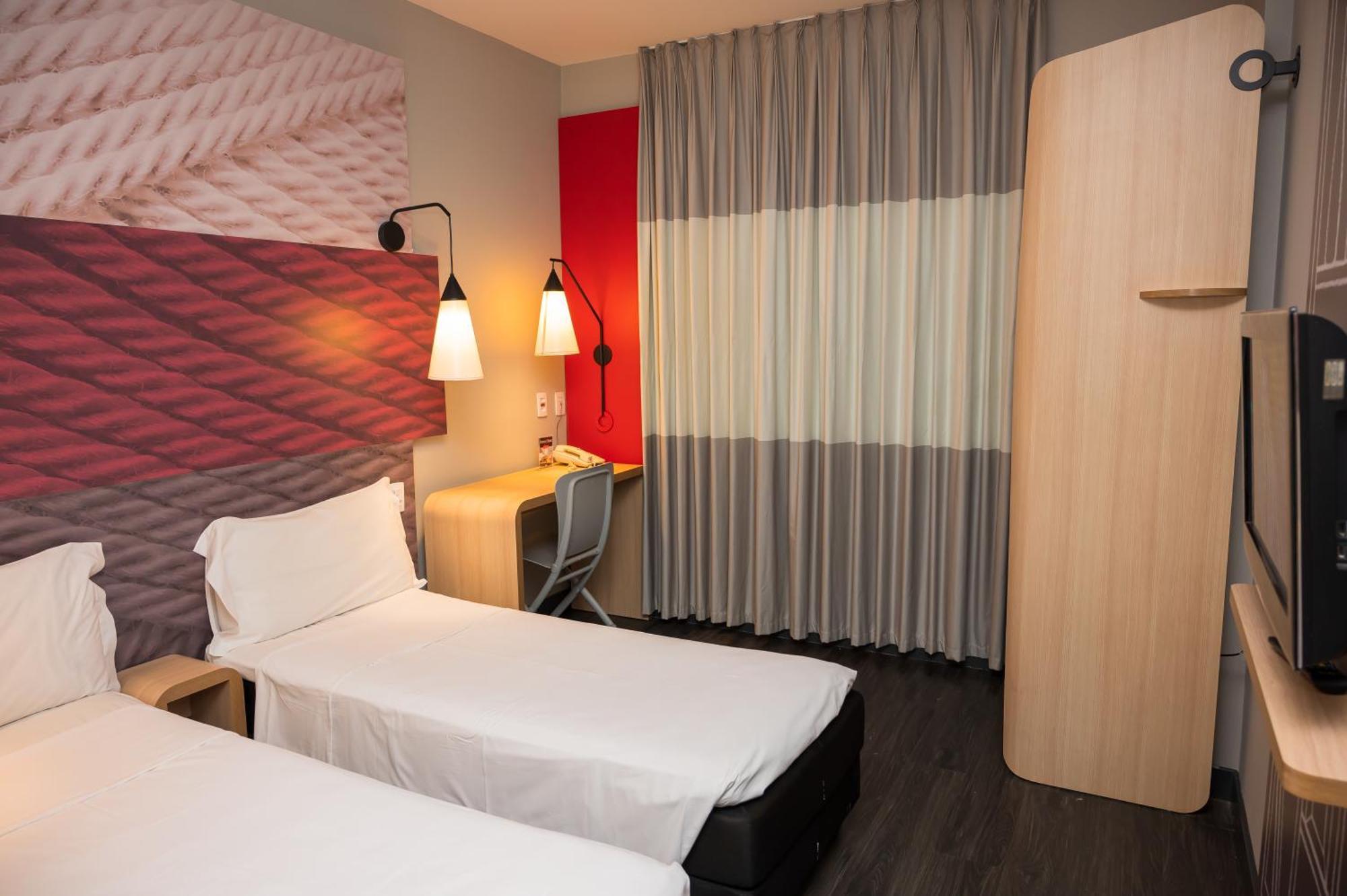 ホテル Ibis Ribeirao Preto Shopping エクステリア 写真